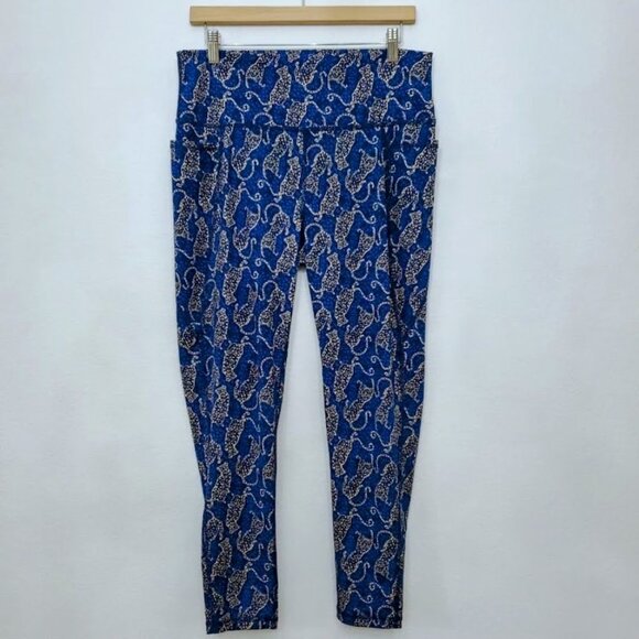 Lilly Pulitzer Luxletics 26" High Rise Leggings, Low Tide Navy, XL - Picture 6 of 14